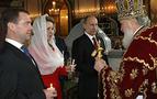 Medvedev ve Putin, Paskalya mesajında barış ve huzur diledi