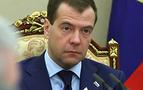 Medvedev'den rüşvet ve yolsuzluklara sert ceza talebi