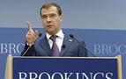 Medvedev: Kırgızistan'ın ikiye bölünme riski var