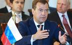 Medvedev Hamas lideri Meşal'le görüştü