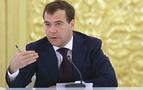 Medvedev rüşvetle mücadelede başarılı olamadığını  itiraf etti