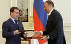 Medvedev Bakü'de: Rusya, Azerbaycan'ın tüm doğalgazına talip