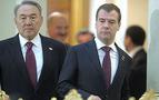 Medvedev Kazakistan'a gidiyor
