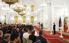 Medvedev’den Türk itfaiyeciye ‘Şeref Madalyası’