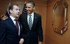 Obama ile Medvedev baş  başa görüştü