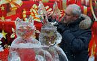 Buzdan heykeller Moskova'da görücüye çıktı