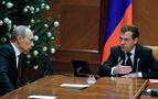 Medvedev'den Putin'e "yatırımları  cazip hale getirelim" görevi
