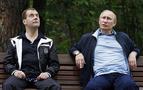 Medvedev başkanlık seçimlerinde Putin’e rakip olmayacak