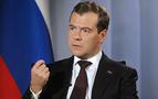 Medvedev, BM'nin Libya'ya yaptırım kararını imzaladı