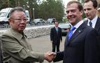 Medvedev’den Libyalı direnişçileri tanıma sinyali