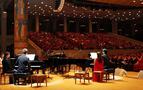İlişkilerinde sorunlu 12 ülkeden gelen piyanistler Moskova’da barış için konser verdi - ÖZEL