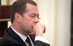 Medvedev: Rus ekonomisini 'zor günler' bekliyor