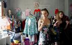 Moskova'da "Mutluluk Dükkanı" açıldı, fiyatları müşteri belirliyor