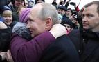 Putin kesenin ağzını açtı, 43 milyon emekliye para yardımı başladı