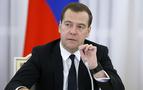 Medvedev: 2013’te yüzde 2 ancak büyürüz