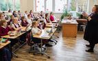 Rusya okullarda ‘tek tip forma’ dönemine geri dönüyor