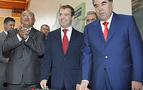Medvedev Tacikistan’da düğmeye bastı