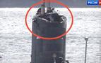 Rus gemilerini kovalayan İngiliz denizaltısı buza çarptı