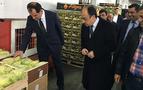 Büyükelçi Ümit Yardım, Moskova'da gıda halini ziyaret etti