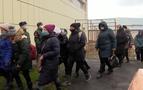 Donbas’tan tahliye edilenlere Rusya’dan konaklama ve para desteği