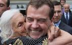 Medvedev: Güney Osetya’ya operasyon emrini ben verdim, sonra Putin’le görüştüm