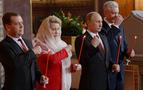 Rusya Paskalya bayramını kutluyor; Putin ve Medvedev ayinde