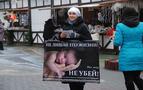 Rusların çoğu kürtajın tamamen yasaklanmasını desteklemiyor