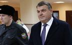 Rusya Savunma Eski Bakanı yolsuzluk davasında hakim karşısında