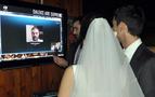 Rus gelinin düğününü ailesi internetten canlı izledi