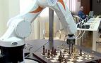 Robot santranç  ustası ile dünyaya meydan okuyor (Video)