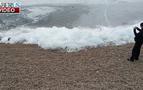 Baykal gölünde ilginç buz dalgaları oluştu