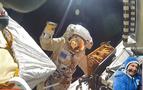 İki Rus kozmonotun uzay yürüyüşü canlı yayınlandı
