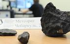 Rusya’da en büyük parça meteor gölden çıkarıldı