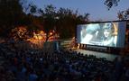Moskova'da açık havada sinema günleri başlıyor