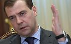 Rusya halkı  Medvedev'in reformlarının başarılı olacağına inanmıyor