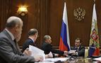 Medvedev 'önleyici nükleer saldırıyı' öngören yeni askeri doktrini onayladı