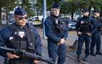 Fransa'da Geniş Çaplı Polis Operasyonu: 10 Çeçen Gözaltında