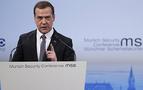 Medvedev Münih'te konuştu: Yeni Soğuk Savaş'a döndük