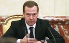 Medvedev ve Yıldırım telefonda görüştü