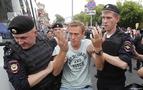 Rus muhalif lider Aleksey Navalni hastaneye kaldırıldı