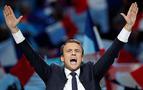 Putin yeni Fransa Cumhurbaşkanı Macron’u tebrik etti