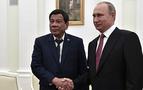 Putin'le görüşen Duterte: Modern silahlara ihtiyacımız var