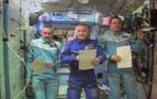 Rus astronotlar uzaydan oylarını kullandı
