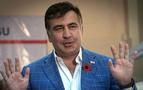 Saakaşvili devletin parasıyla aldığı takım elbiselerini iade etti