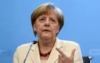Merkel: Kırım'ı ilhak eden Rusya birlikte yaşama kurallarını ihlal etti