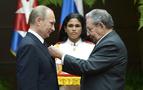 Putin’den Latin Amerika’ya çıkarma; Fidel Castro ile de görüştü