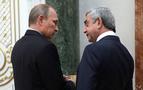Putin, Ermenistan krizine el koydu