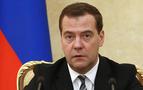Medvedev: Ruble kuru gerçek ekonomik durumu yansıtmıyor