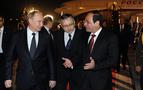 Putin’in uçağına Mısır savaş uçakları eşlik etti