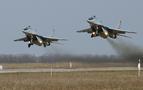 Rusya, Suriye’ye 6 adet savaş uçağı gönderdi